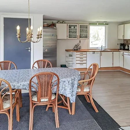 3 Bedroom Gorgeous In *